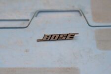 B/11 8129 Mazda 3 BL Bose Emblem vorne rechts