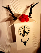 Moderne Hirschgeweih Holz-Kuckucksuhr Bollenhut Römischen Ziffern Deko Wanduhr