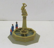 Spur H0, gebauter Bausatz Brunnen, XU6295X