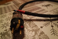 FURUTECH FI 11  NETZSTECKER - FI-11 Cu -mit 2,5mm Netzkabel