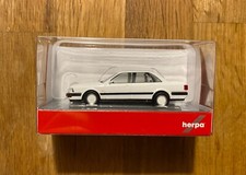 Top: Herpa 033962-002 Audi V8