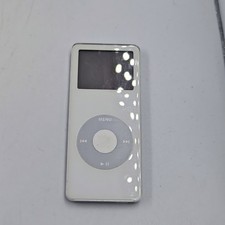 Apple iPod A1137 2GB Weiß - Funktioniert, Kratzer, Keine Verpackung