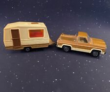 Majorette Blazer mit Wohnwagen Chevrolet Pick Up Truck