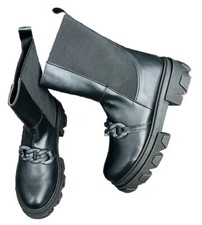 MEGA  SALE  50 € CATWALK