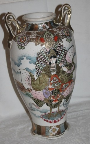 Schöne große asiatische - schöne,