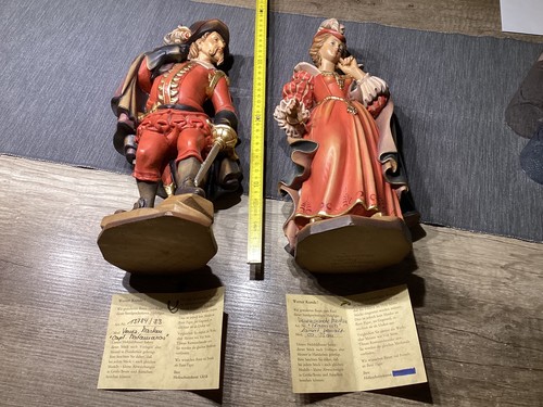 Schöne alte holzfigur - alte,