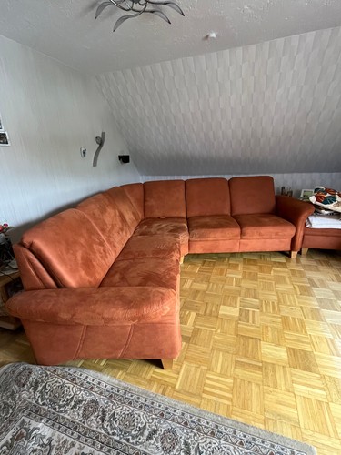 Ecksofa mit holzfuß 1x - mit,