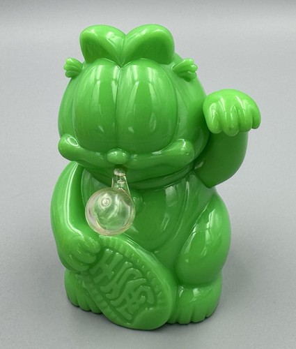 Garfield loves fruits zcwo - loves,