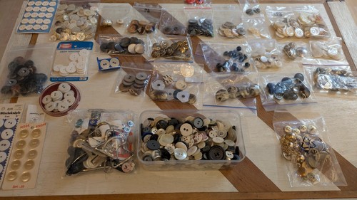 Konvolut knöpfe viele - konvolut,