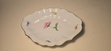 größere Schale Blumenmotiv Meissen Meißen 2 Wahl unbeschädigt H011-11