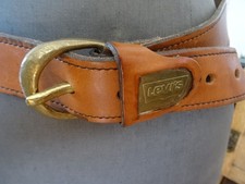 90er Jahre LEVI'S Ledergürtel, 108 cm, braun, mit schwerer Schnalle