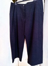 Rundholz, Hose aus Wolle