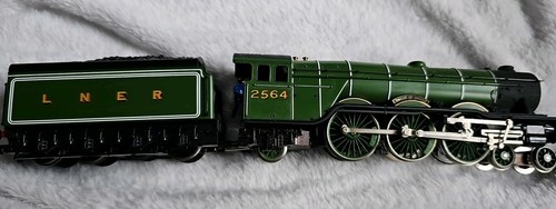 Hornby knight thistle - hornby,