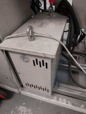 Legrand Drehstrom Trenntransformator 42202