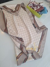 gucci  Silk Seta  Mittle Lange