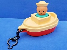 FISHER PRICE JUMBO LITTLE PEOPLE BOOT + FIGUR VINTAGE # 120