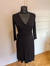 Damen Wickelkleid langärmlig schwarz Größe XS Takko