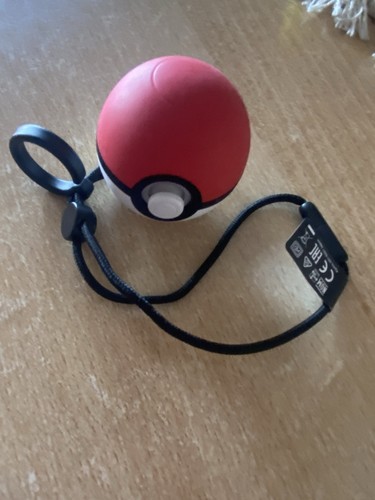 Nintendo pokeball plus - pokeball,