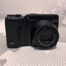 RICOH GXR + P10 KIT