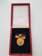 Medaille zum Ehrentitel