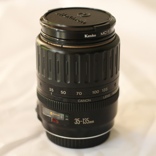 Canon 135mm 5 - f/4-5,6, usm