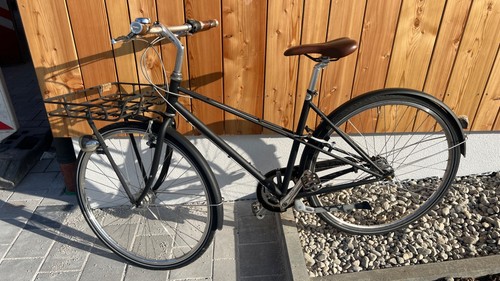 One custom made damen - made,