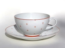 KAESTNER PORZELLAN Saxonia TEETASSE Design ARTUR HENNIG Deutsche Form KREUZE ROT