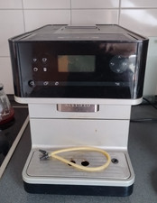 Kaffeevollautomat MIELE CM6100 schwarz - Silber wenig genutzt Haushaltsauflösung