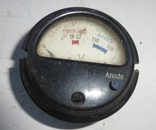 altes Messinstrument Messgerät rund Volt Voltmeter Bakelit Heizung Anode