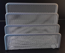 Briefständer aus Metalldraht