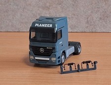 Herpa SZM Actros LH der Spedition Planzer