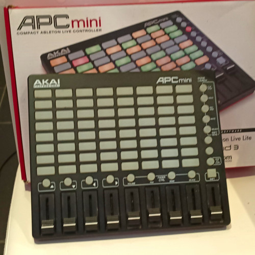 Akai professional apc mini - apc,