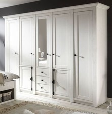 Kleiderschrank