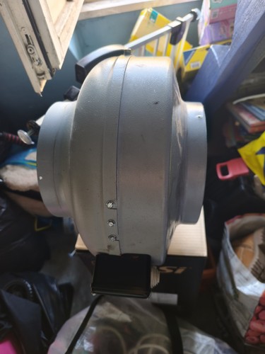 Rohrventilator funktioniert
