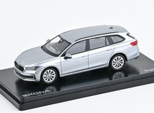 Skoda superb combi - superb, (2023)