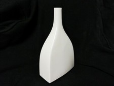 CHIC VASE AND FAIENCE KPM