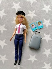Barbie Pilot Puppe mit Hut