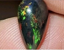 Natürlicher schwarzer opal - schwarzer,
