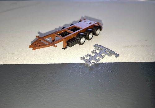 Herpa 20ft 24ft van - 20ft,