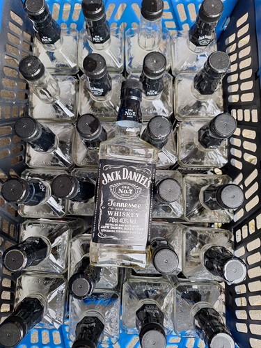 Verkaufe jack daniels - 24,
