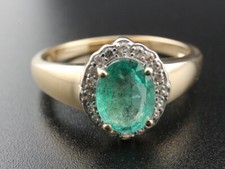 GJ69 * HARRY IVENS IV EDELSTEIN RING (20) SAMBIA SMARAGD OVA 8x6mm 375er GELBG.