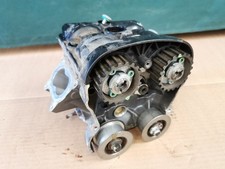 Vorne Zylinderkopf Montage