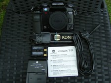 Konica Minolta DYNAX 7D 6.1MP
