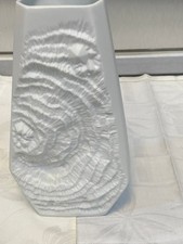 Kaiser bisquitporzellan vase - bisquitporzellan,