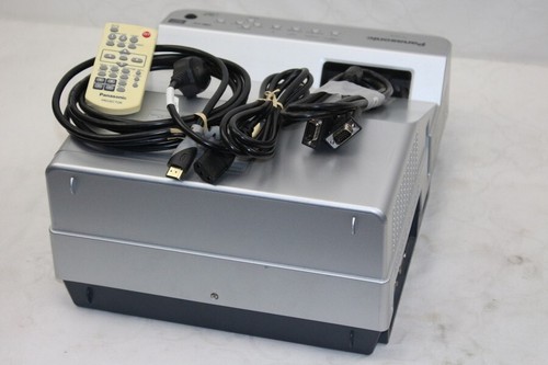 Panasonic cw230 dlp beamer - *panasonic,