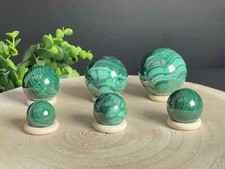 Elegante Malachit-Kugel aus