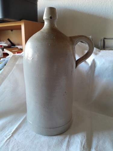 Alte feld henkelflasche - feld,