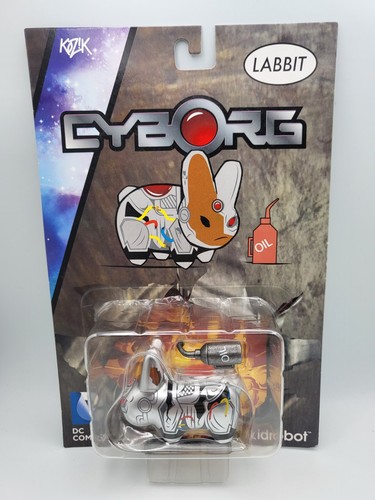 Neu comics labbit kidrobot - dc,