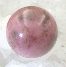 RHODONIT      Edelstein