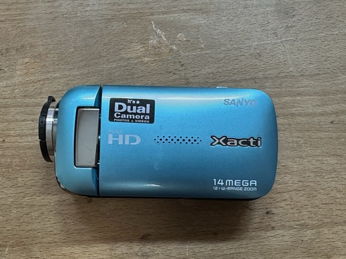 Sanyo xacti dual camera - xacti,